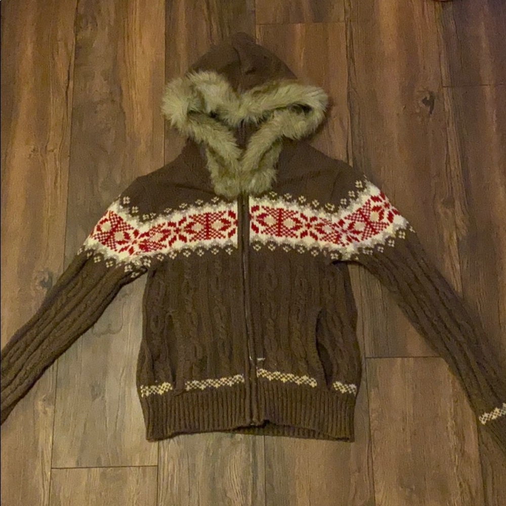 Aeropostale zip-up jacket. Faux fur trim on hood.
